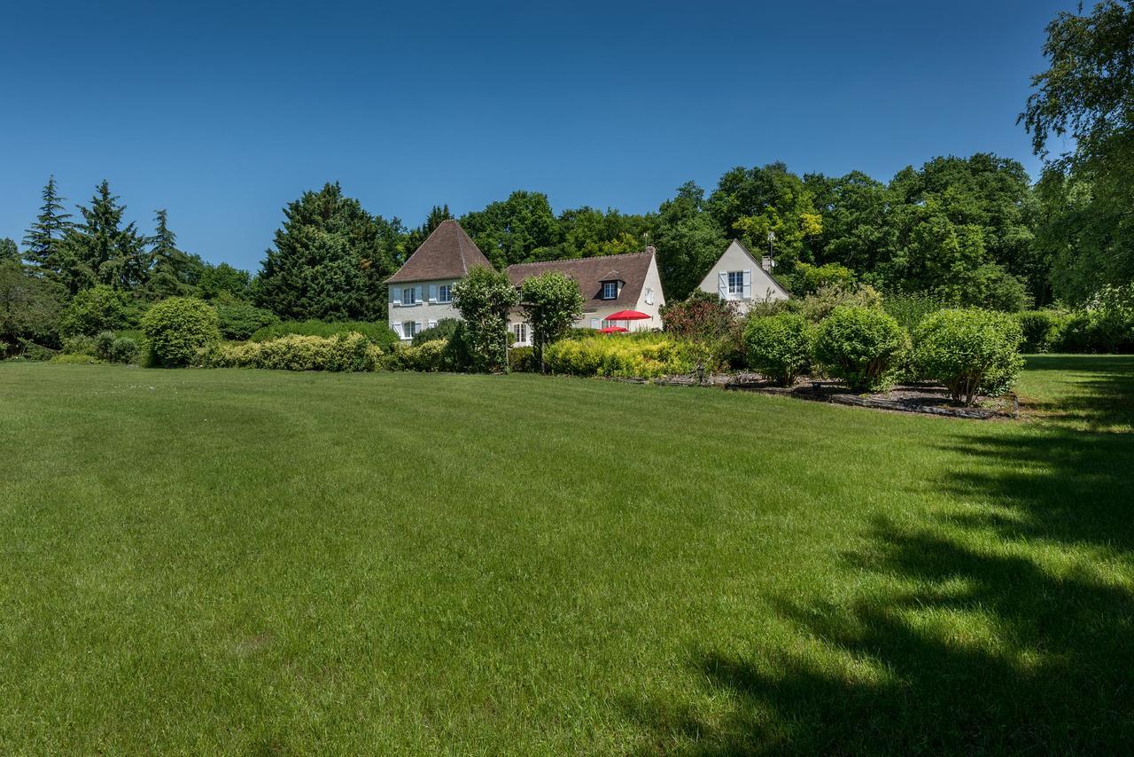 Domaine Du Bois Des Anges Bed & Breakfast Germigny-l'Eveque Eksteriør bilde