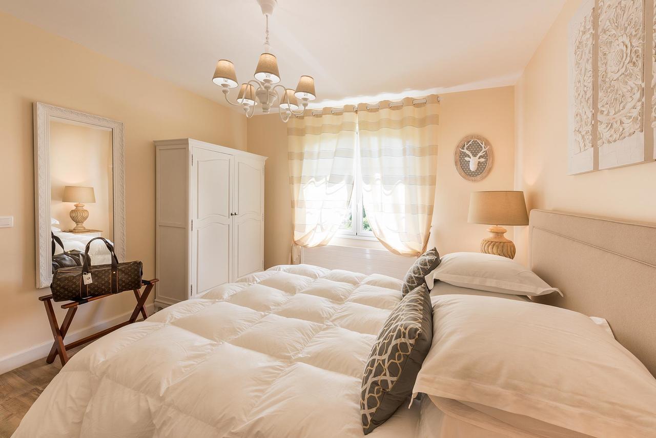 Domaine Du Bois Des Anges Bed & Breakfast Germigny-l'Eveque Eksteriør bilde